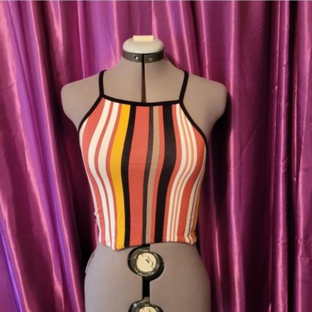 Cute summer tank top by Forever 21! free with $15 Order!